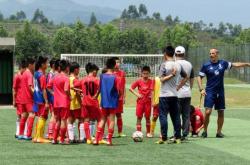 开云下载-鹰队新赛季前景辉煌，球员表现出色的简单介绍