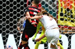 开云体育官网-拜仁慕尼黑遭遇苦战，勉强取胜