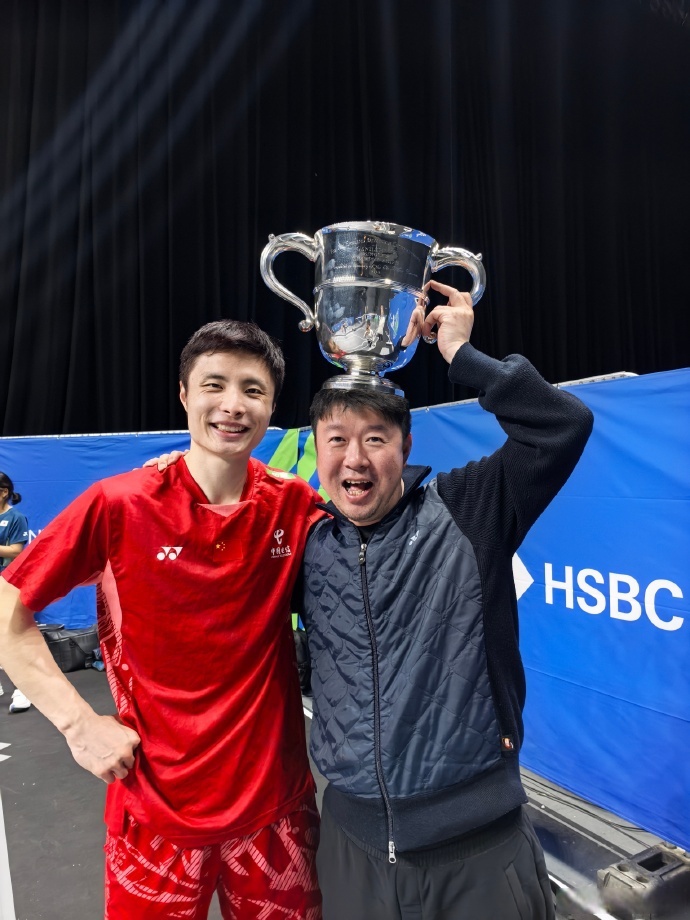 马来西亚羽毛球队险胜日本羽毛球队,阿尔瓦雷斯操刀奇招英雄翻盘峡谷大战八强赛,让粉丝疯狂欢呼的简单介绍 马来西亚羽毛球队险胜日本羽毛球队,阿尔瓦雷斯操刀奇招英雄翻盘峡谷大战八强赛,让粉丝疯狂欢呼的简单介绍