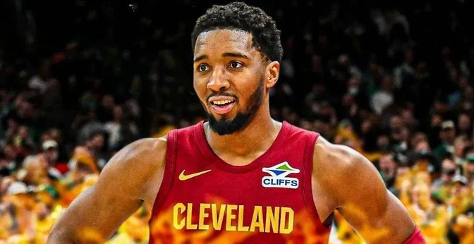 爵士碾压雷霆，米切尔惊艳世界的简单介绍